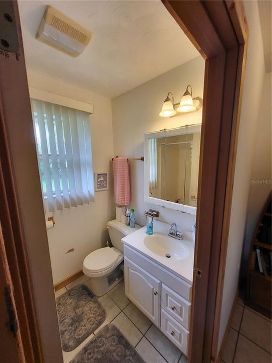 待售: $425,000 (2 贝兹, 2 浴室, 864 平方英尺)