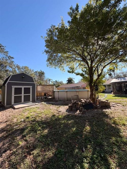 For Sale: $410,000 (4 beds, 2 baths, 1510 Square Feet)