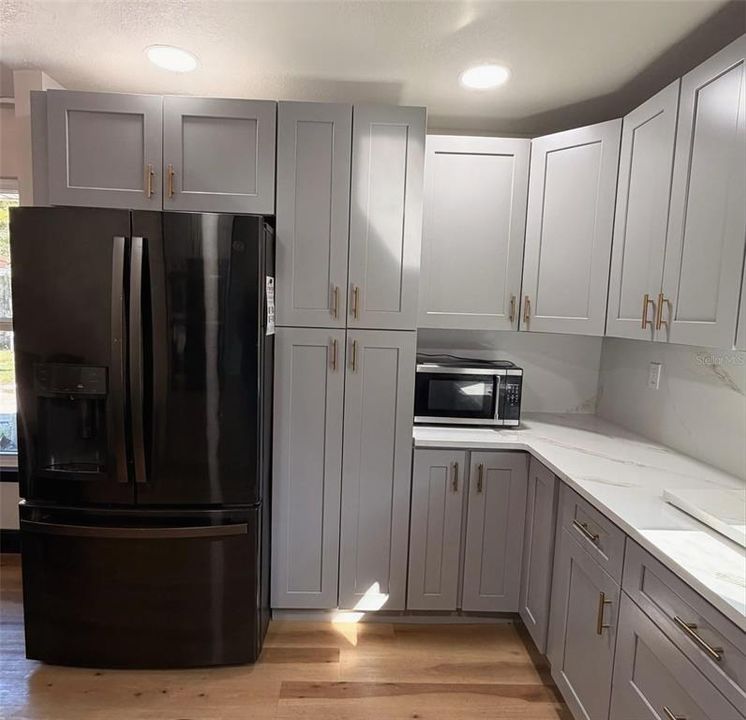 For Sale: $410,000 (4 beds, 2 baths, 1510 Square Feet)