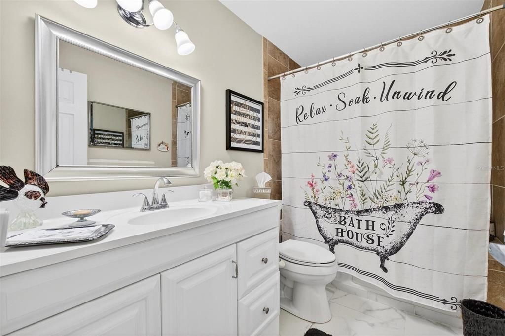 For Sale: $159,000 (2 beds, 2 baths, 1400 Square Feet)