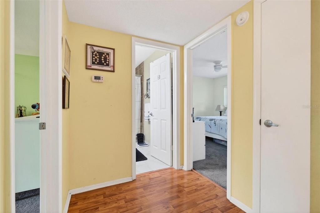 For Sale: $159,000 (2 beds, 2 baths, 1400 Square Feet)