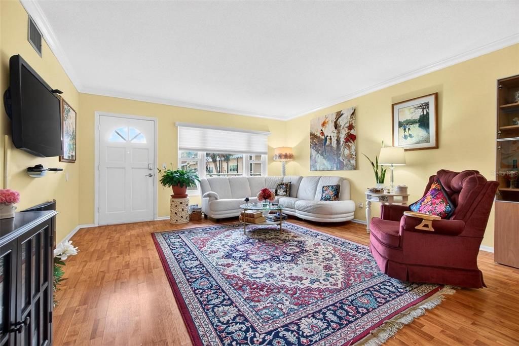 For Sale: $159,000 (2 beds, 2 baths, 1400 Square Feet)