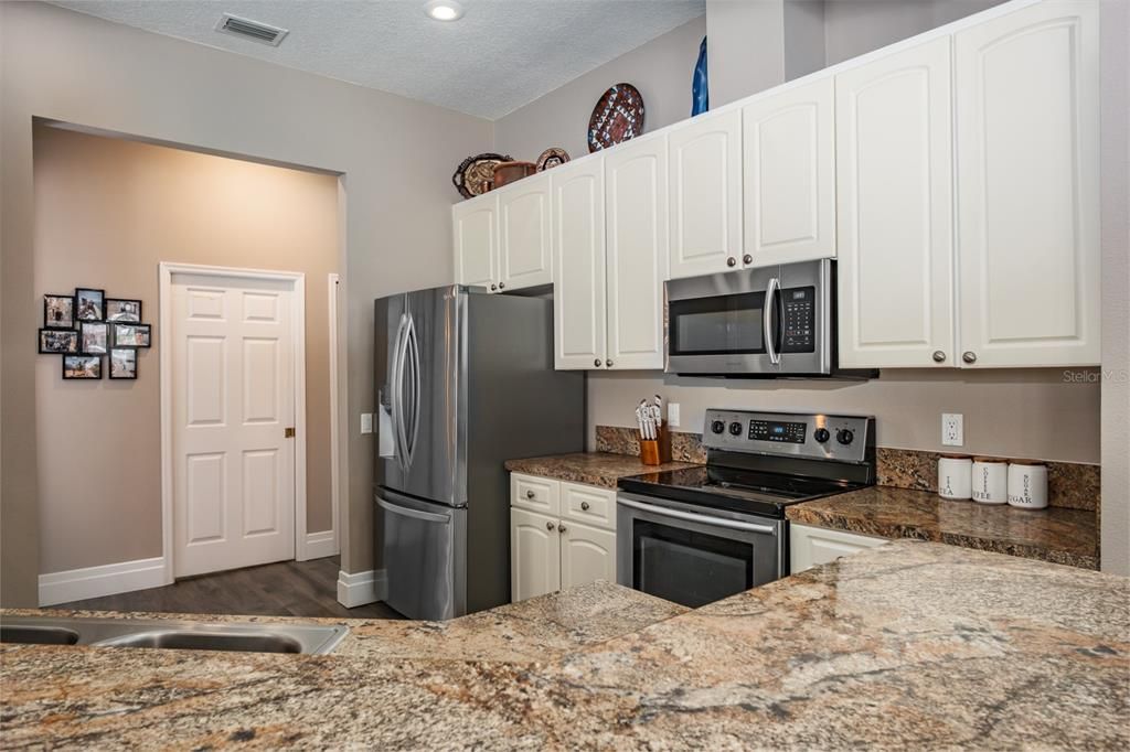 待售: $599,900 (4 贝兹, 3 浴室, 2139 平方英尺)