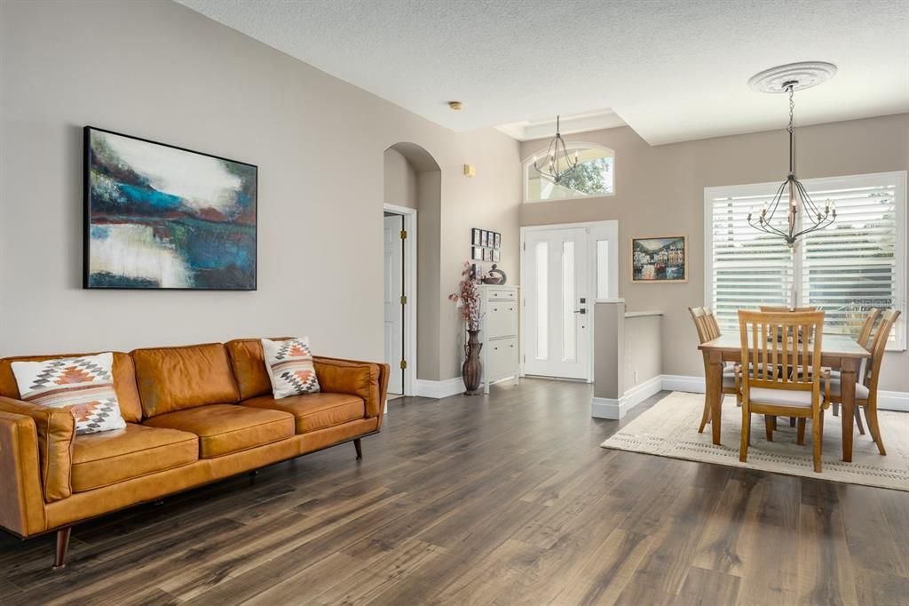 待售: $599,900 (4 贝兹, 3 浴室, 2139 平方英尺)