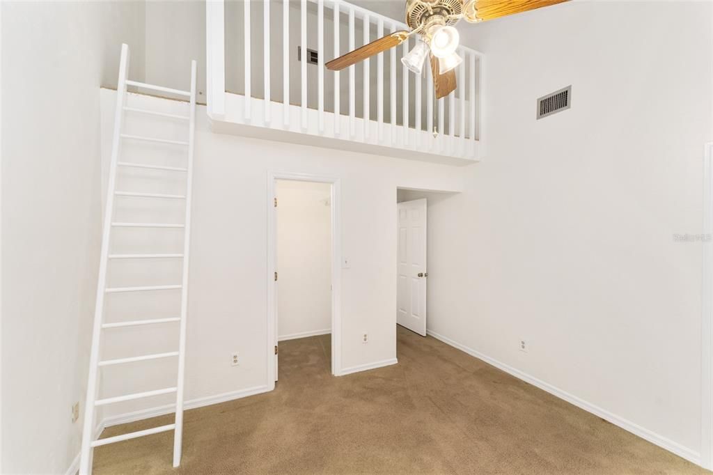 待售: $615,000 (4 贝兹, 2 浴室, 2410 平方英尺)