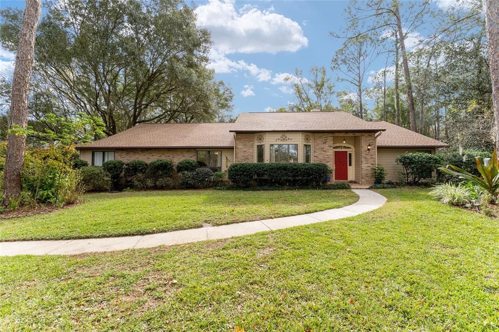 待售: $615,000 (4 贝兹, 2 浴室, 2410 平方英尺)