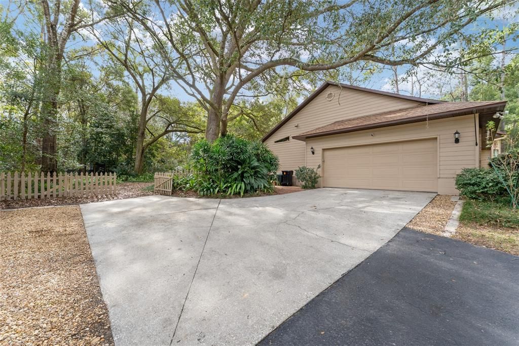 待售: $615,000 (4 贝兹, 2 浴室, 2410 平方英尺)