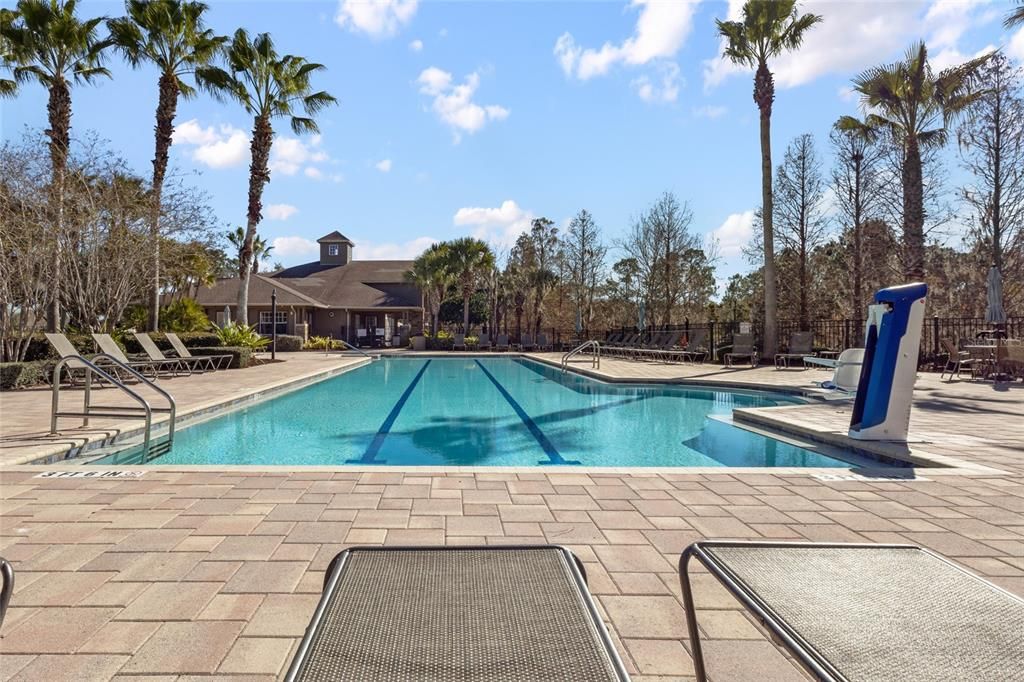 待售: $564,400 (4 贝兹, 2 浴室, 2800 平方英尺)