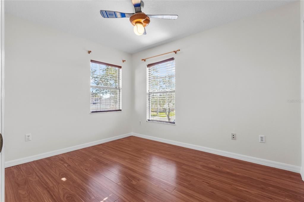 待售: $564,400 (4 贝兹, 2 浴室, 2800 平方英尺)