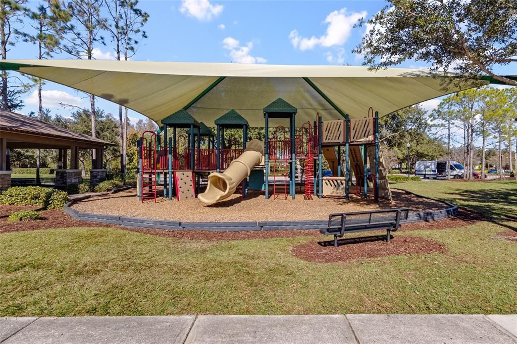 待售: $564,400 (4 贝兹, 2 浴室, 2800 平方英尺)