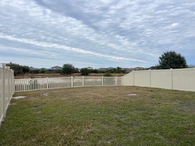 For Rent: $2,500 (5 beds, 2 baths, 2217 Square Feet)