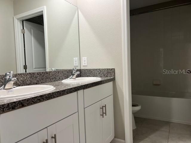 For Rent: $2,500 (5 beds, 2 baths, 2217 Square Feet)