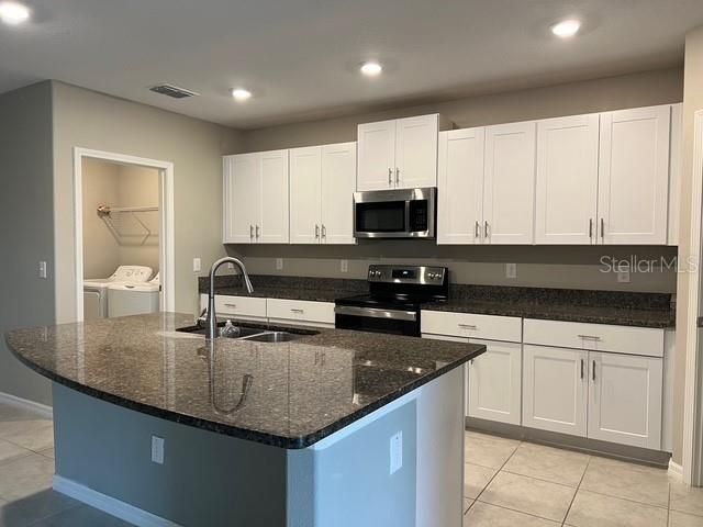 For Rent: $2,500 (5 beds, 2 baths, 2217 Square Feet)