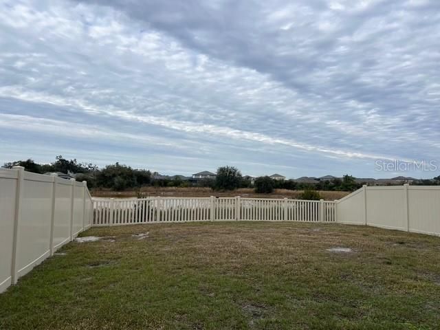 For Rent: $2,500 (5 beds, 2 baths, 2217 Square Feet)