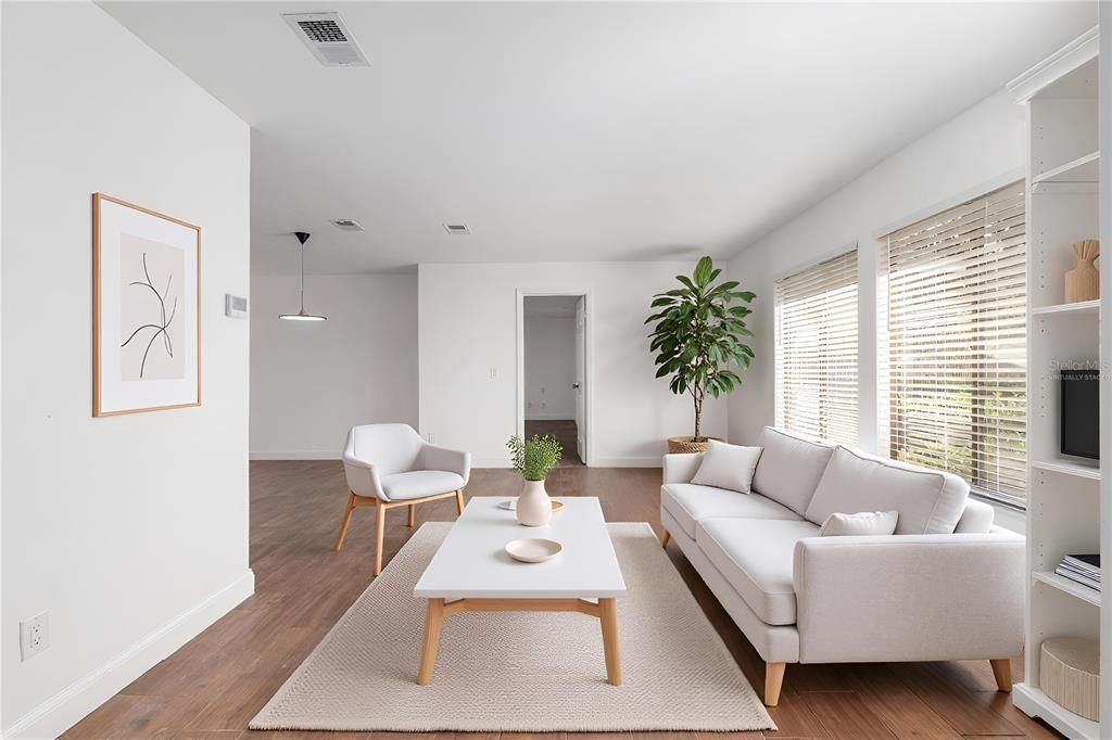 На продажу: $399,000 (3 спален, 2 ванн, 1963 Квадратных фут)