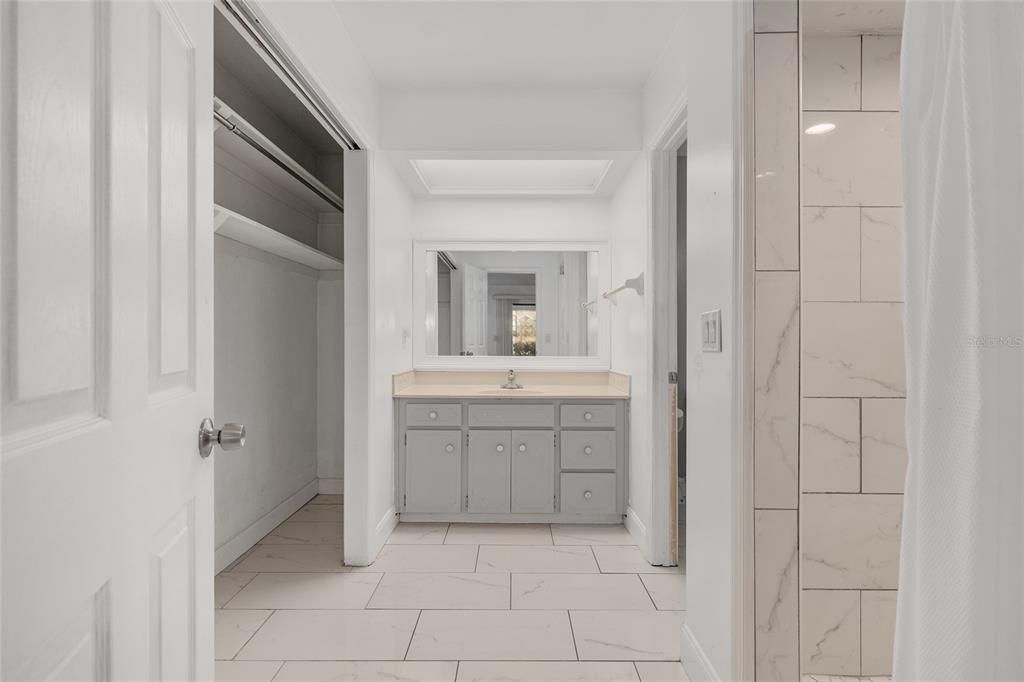 На продажу: $399,000 (3 спален, 2 ванн, 1963 Квадратных фут)