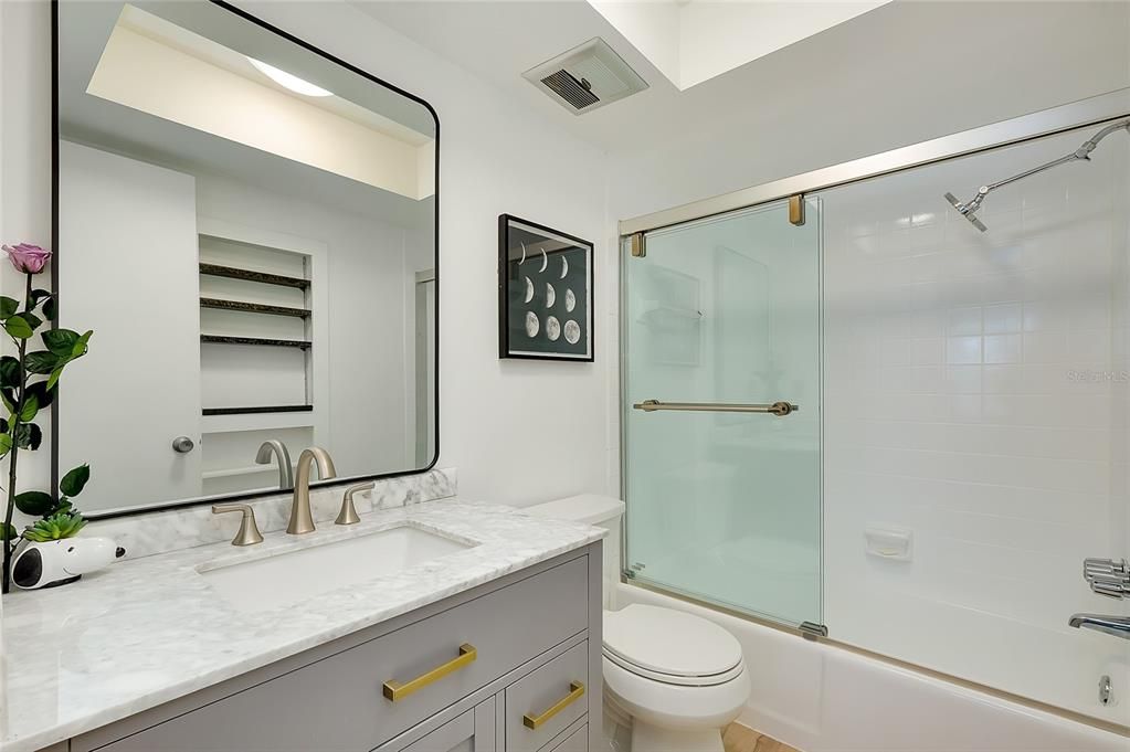 En Venta: $375,000 (2 camas, 2 baños, 1046 Pies cuadrados)