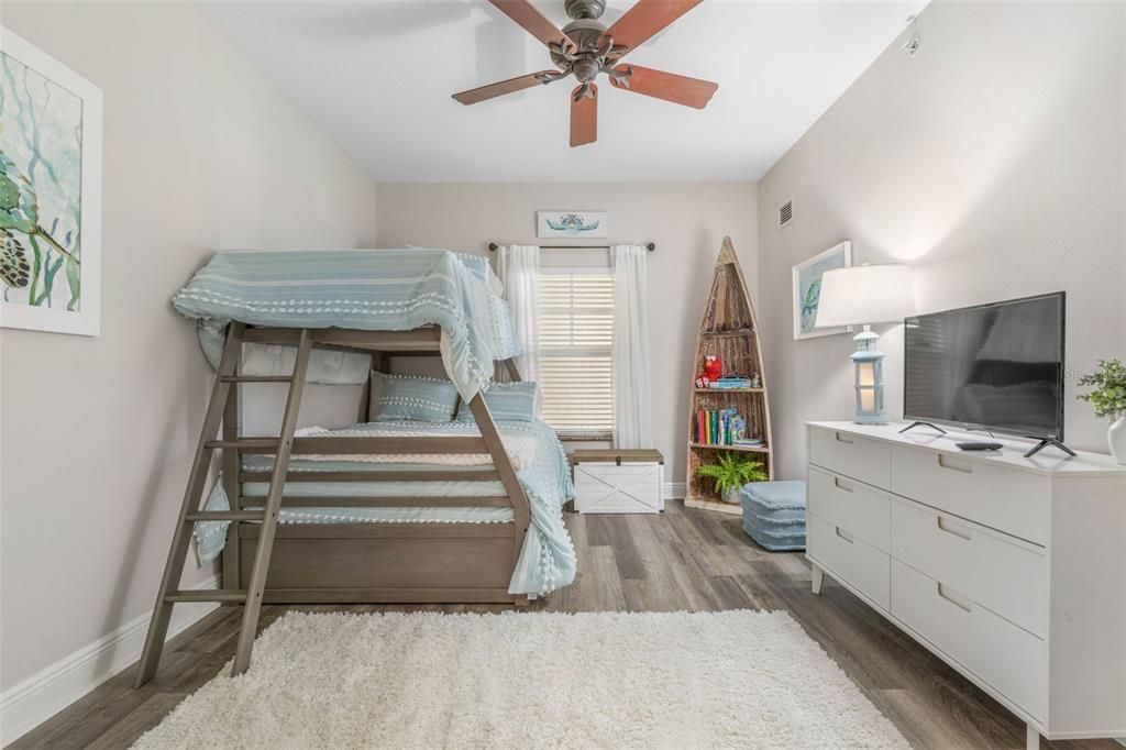 待售: $449,000 (3 贝兹, 2 浴室, 1702 平方英尺)