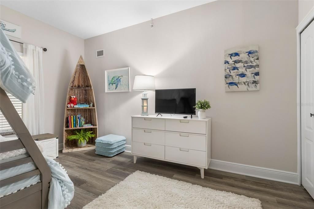 待售: $449,000 (3 贝兹, 2 浴室, 1702 平方英尺)