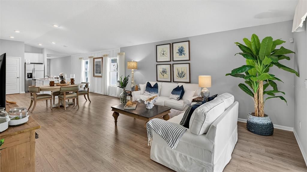 待售: $297,990 (3 贝兹, 2 浴室, 1646 平方英尺)