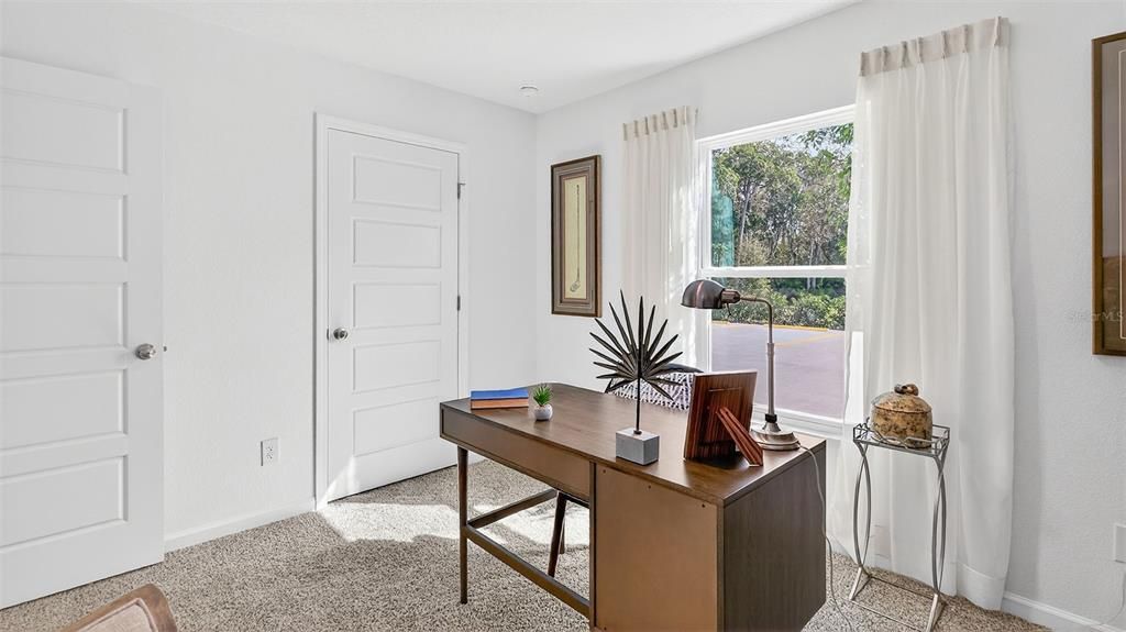 待售: $297,990 (3 贝兹, 2 浴室, 1646 平方英尺)