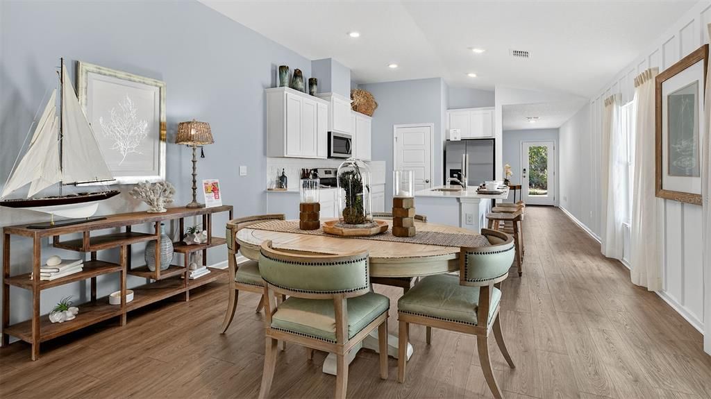 待售: $297,990 (3 贝兹, 2 浴室, 1646 平方英尺)