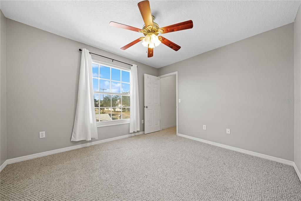 For Sale: $550,000 (3 beds, 2 baths, 2239 Square Feet)