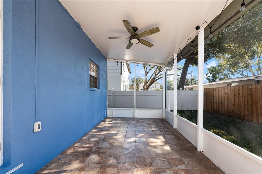 For Sale: $550,000 (3 beds, 2 baths, 2239 Square Feet)