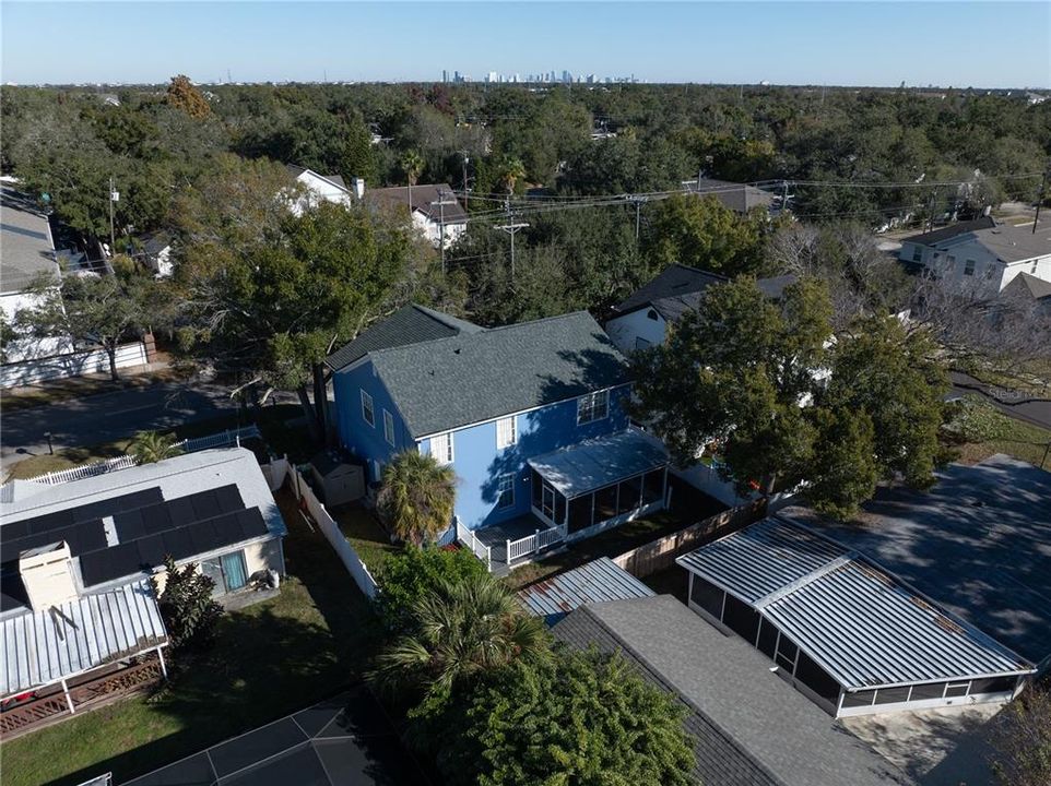 En Venta: $550,000 (3 camas, 2 baños, 2239 Pies cuadrados)