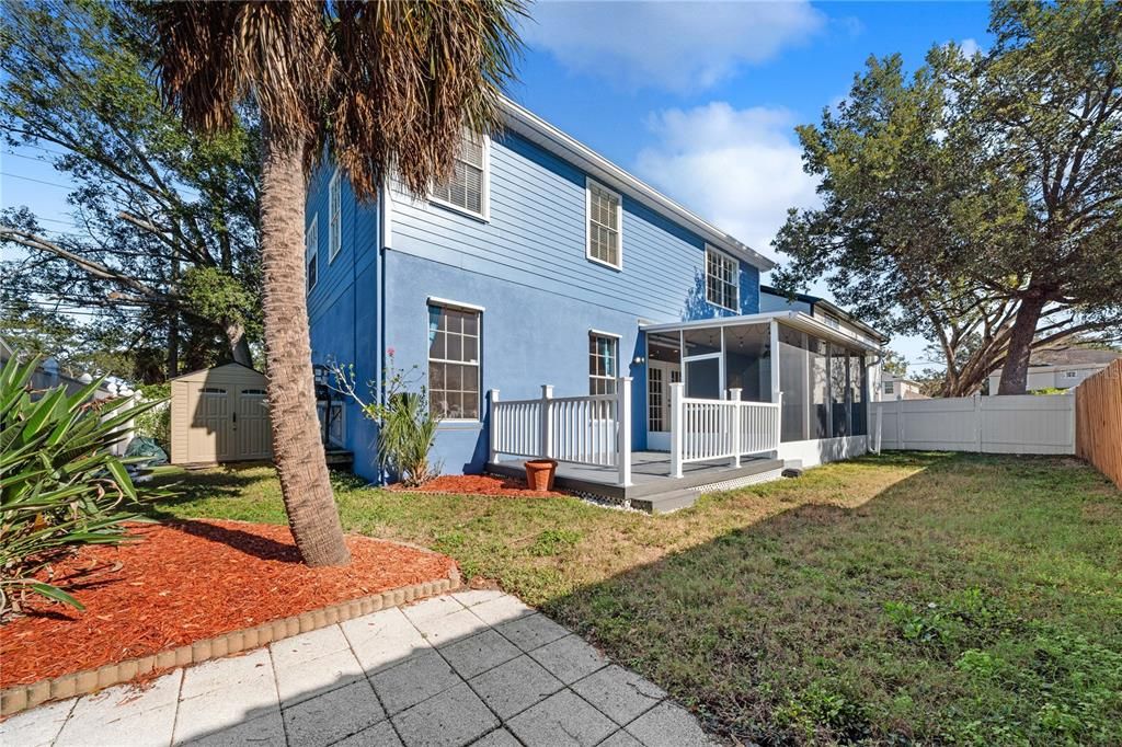 For Sale: $550,000 (3 beds, 2 baths, 2239 Square Feet)