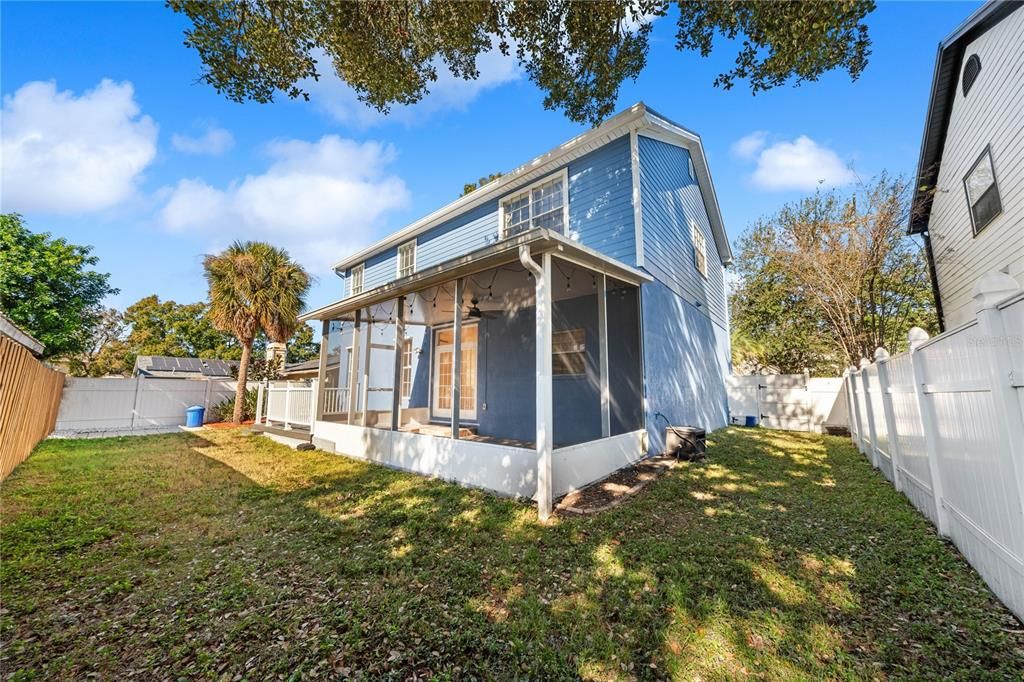 For Sale: $550,000 (3 beds, 2 baths, 2239 Square Feet)