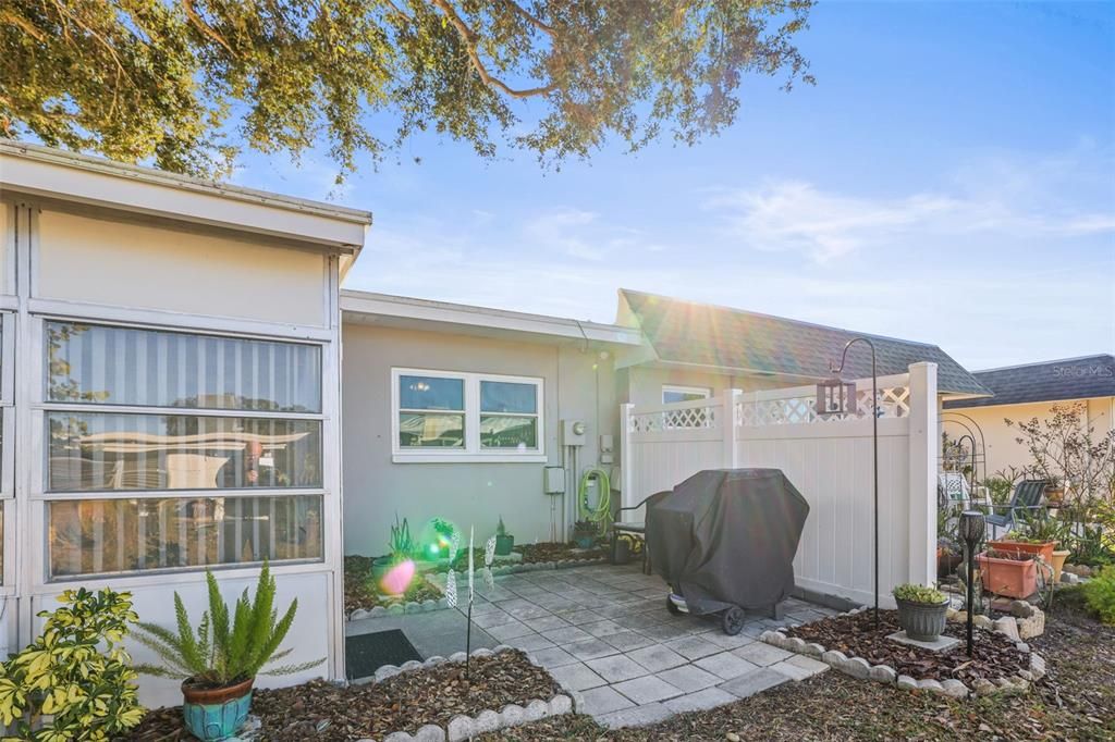 For Sale: $170,000 (2 beds, 2 baths, 1022 Square Feet)