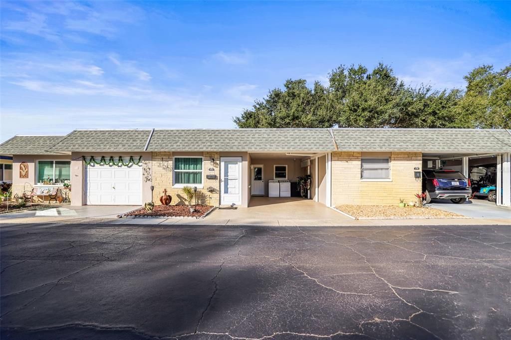 For Sale: $170,000 (2 beds, 2 baths, 1022 Square Feet)