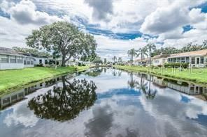 For Sale: $170,000 (2 beds, 2 baths, 1022 Square Feet)