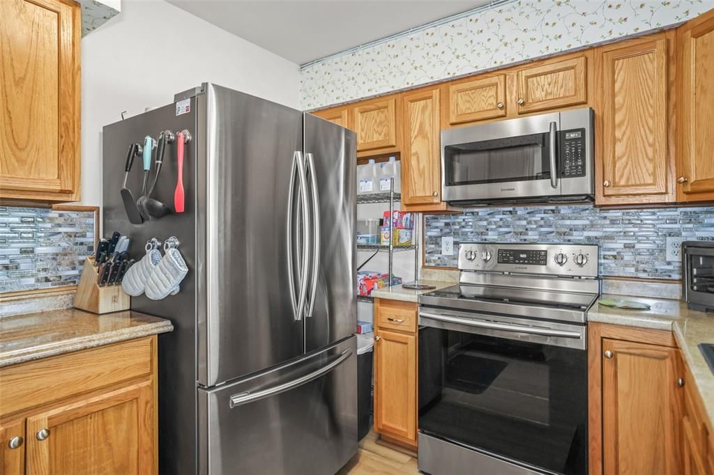 For Sale: $170,000 (2 beds, 2 baths, 1022 Square Feet)