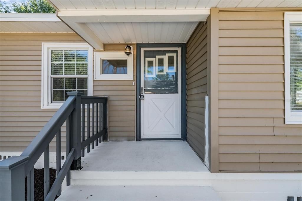 На продажу: $324,990 (3 спален, 1 ванн, 856 Квадратных фут)