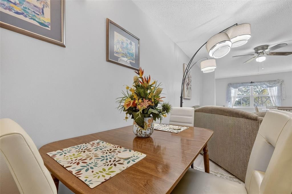 En Venta: $140,000 (2 camas, 2 baños, 917 Pies cuadrados)