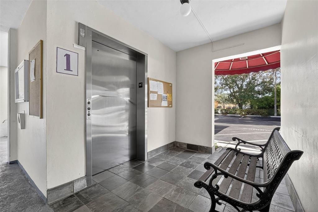 En Venta: $140,000 (2 camas, 2 baños, 917 Pies cuadrados)