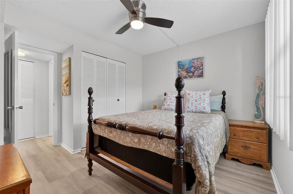 En Venta: $140,000 (2 camas, 2 baños, 917 Pies cuadrados)