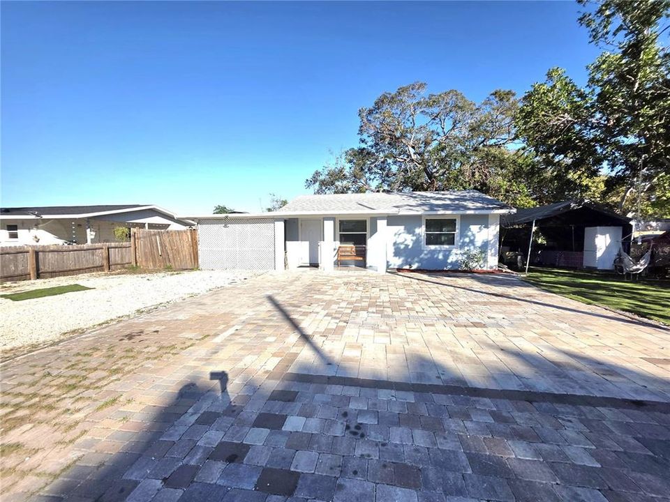 En Venta: $344,900 (4 camas, 2 baños, 1290 Pies cuadrados)