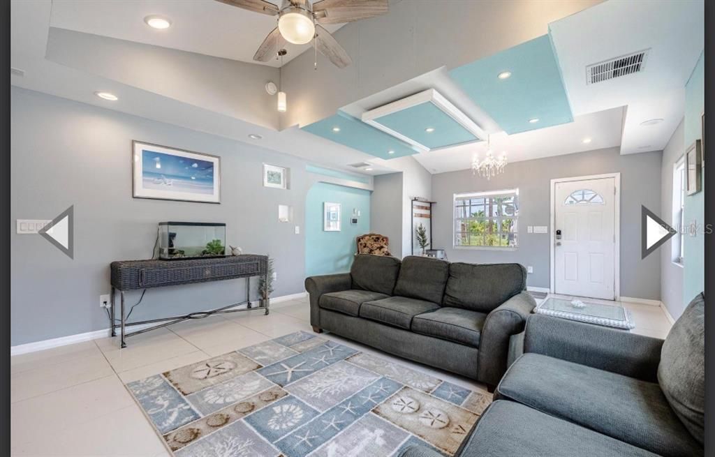 出租: $1,700 (3 贝兹, 1 浴室, 1266 平方英尺)