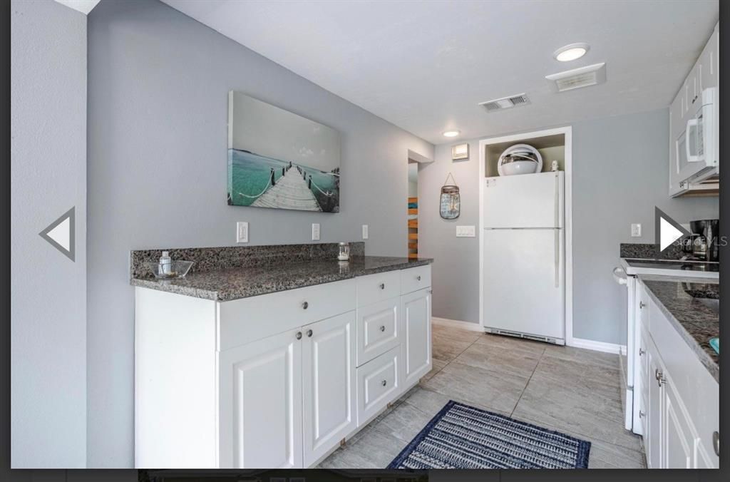 出租: $1,700 (3 贝兹, 1 浴室, 1266 平方英尺)