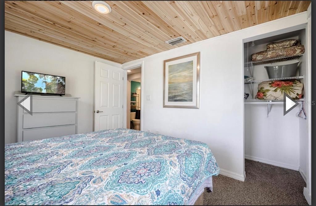 出租: $1,700 (3 贝兹, 1 浴室, 1266 平方英尺)