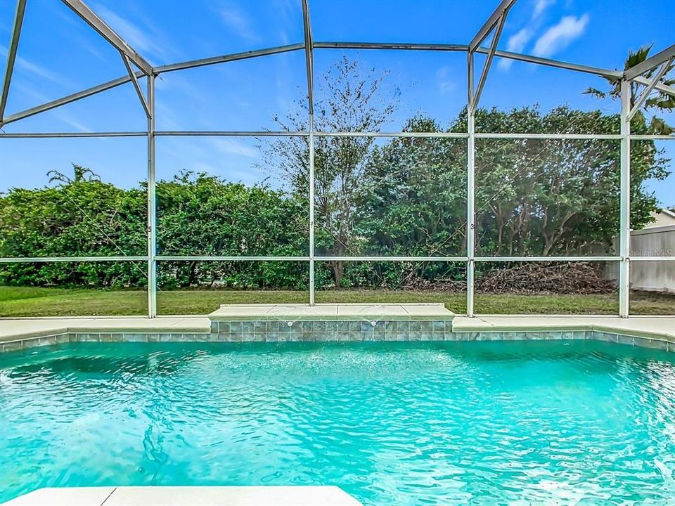 待售: $439,000 (4 贝兹, 2 浴室, 1844 平方英尺)