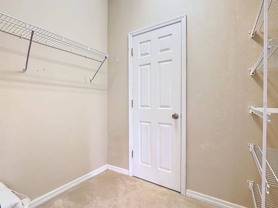 待售: $439,000 (4 贝兹, 2 浴室, 1844 平方英尺)