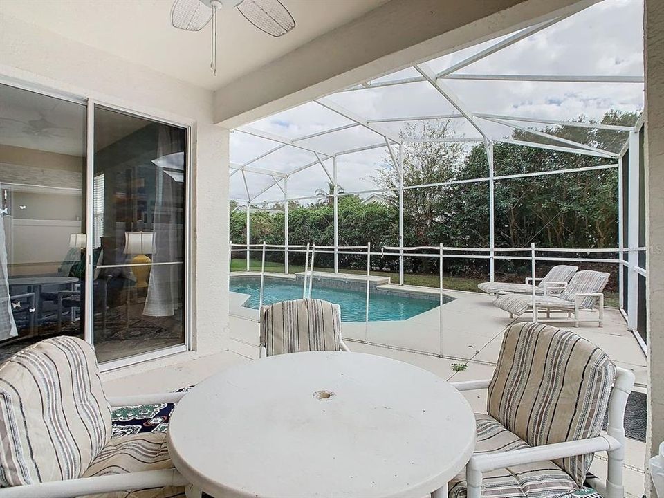 待售: $439,000 (4 贝兹, 2 浴室, 1844 平方英尺)