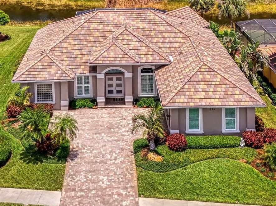 Activo con contrato: $742,000 (3 camas, 2 baños, 2689 Pies cuadrados)