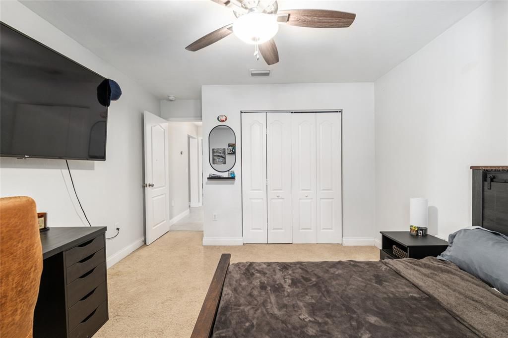 待售: $549,000 (4 贝兹, 3 浴室, 2517 平方英尺)