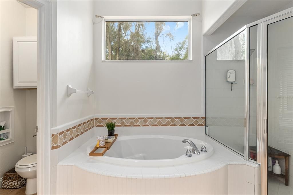 待售: $549,000 (4 贝兹, 3 浴室, 2517 平方英尺)