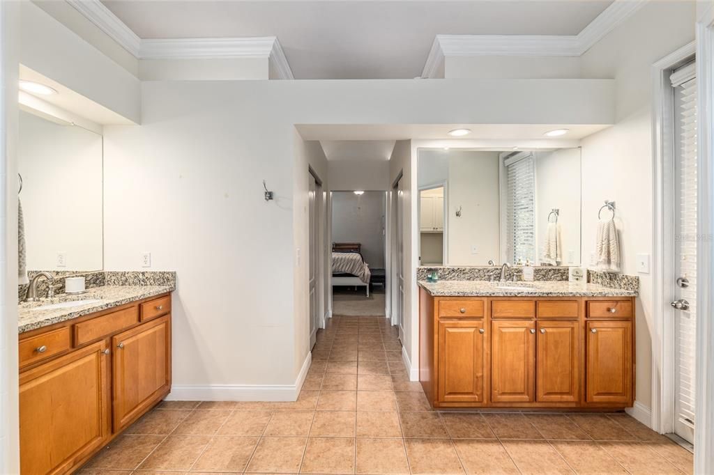 待售: $549,000 (4 贝兹, 3 浴室, 2517 平方英尺)